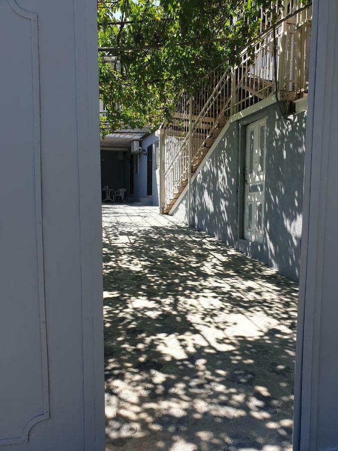 Comfort Tbilisi Exterior photo