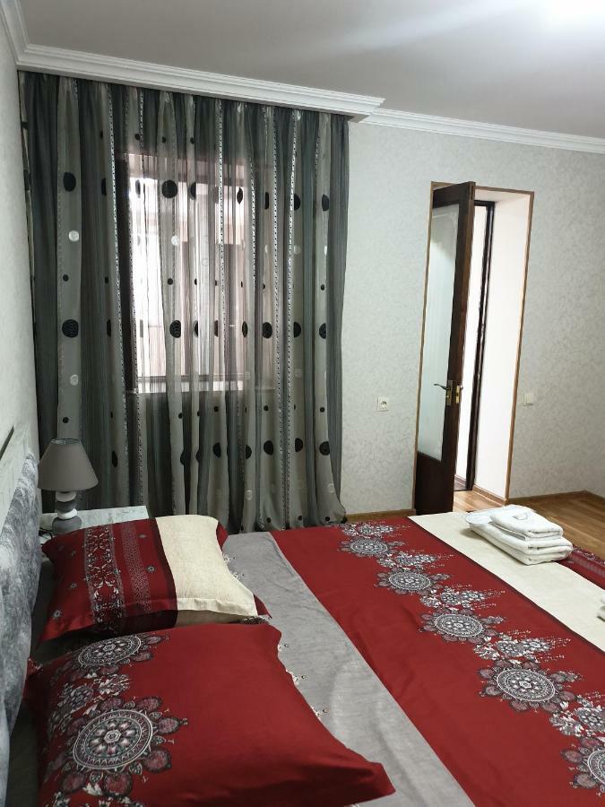 Comfort Tbilisi Exterior photo